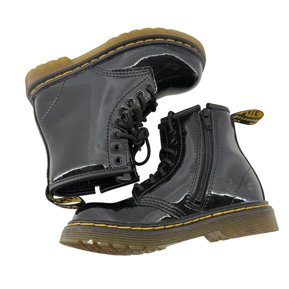 Dr. Martens Toddler Black Patent Leather Lace Up Combat Boots Size 9 - Picture 5 of 10